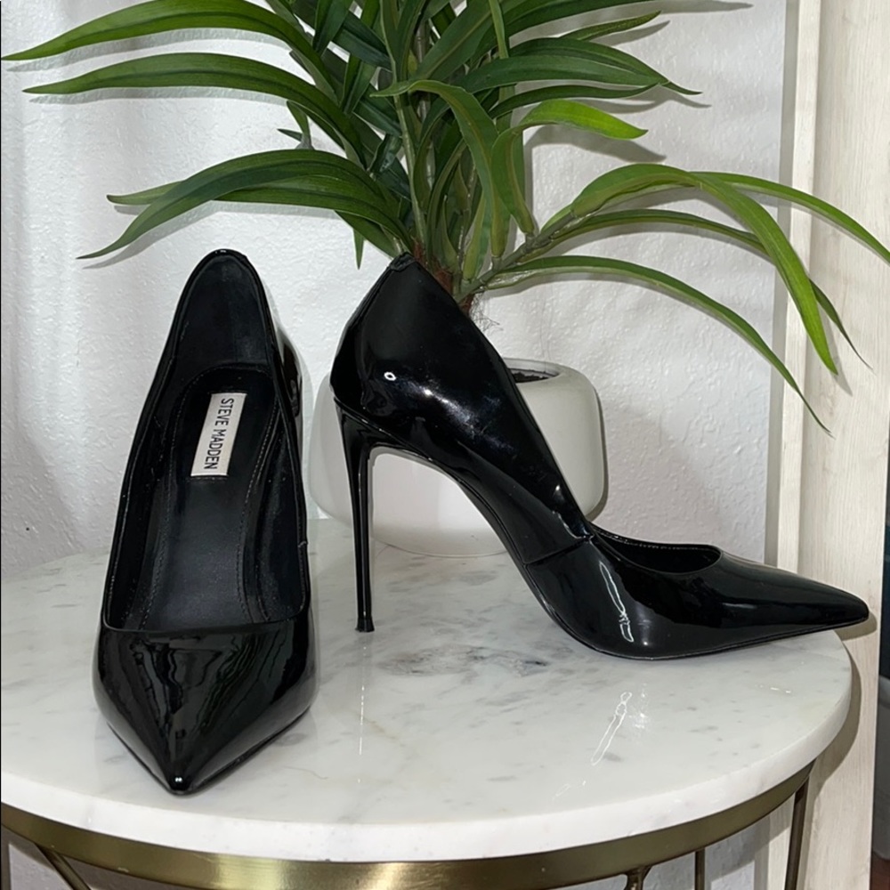Steven madden pointy toe pumps size 10